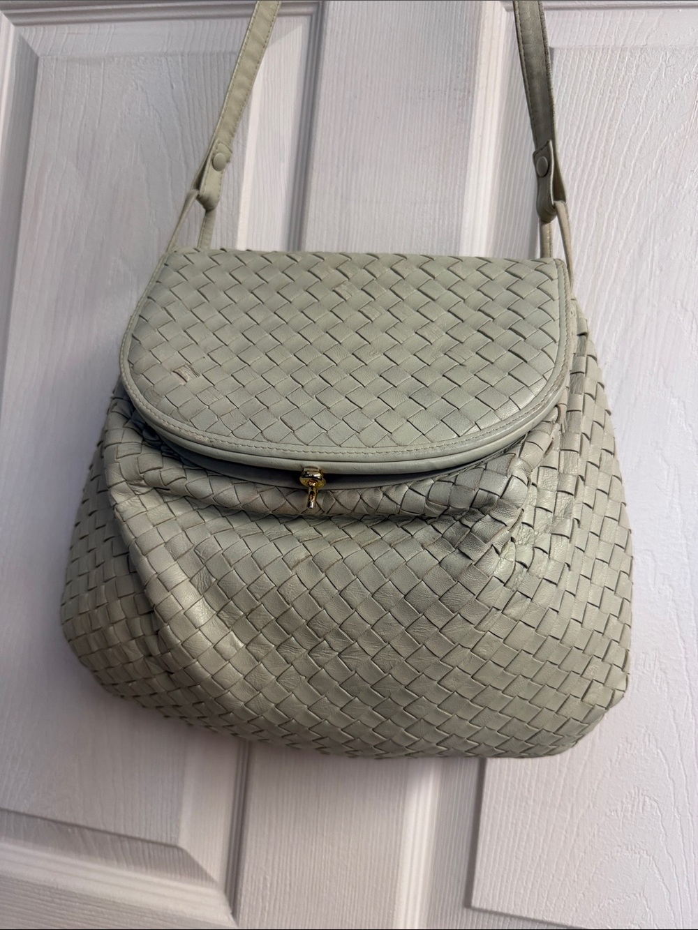 Bottega Veneta Intrecciato Woven Leather Crossbody Bag - Picture 3 of 14